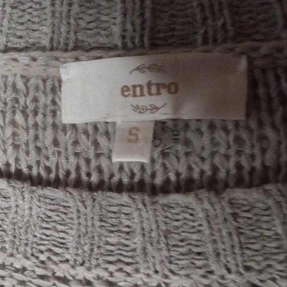 Entro Gray Open Knit Crochet Fringe Trim Half Sleeve Top Nylon Blend Size Small - Picture 7 of 8